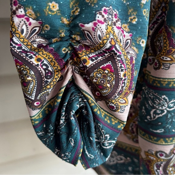 •Naif• Layered Look Knit Blouse - Size XL - Picture 5 of 8